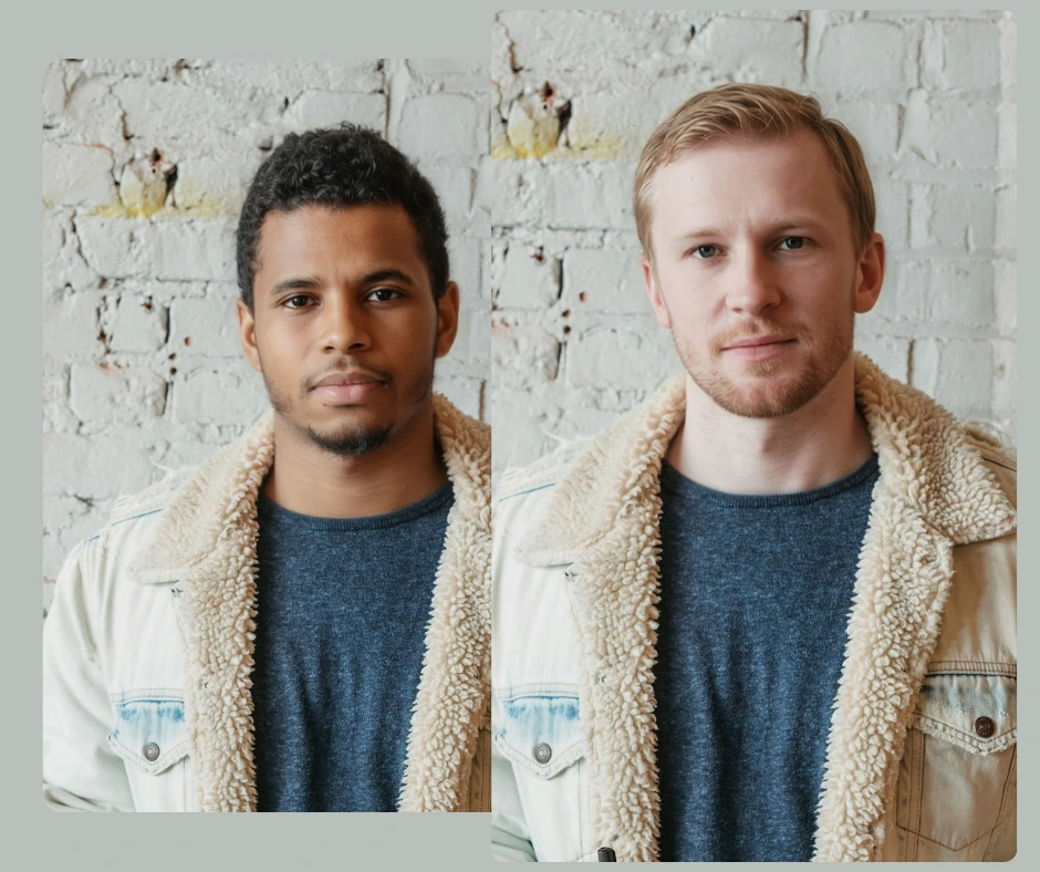 Dos hombres con atuendos idénticos aparecen uno al lado del otro para mostrar una comparación del antes y el después del intercambio de rostros. La foto ilustra la precisión con la que la tecnología de intercambio de rostros del iPhone reproduce la iluminación y los ángulos faciales.